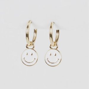 Preppy Smiley face earrings